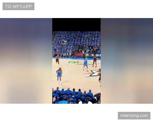 切特霍姆格伦内线传导提升球队挡拆效率显著拉开进攻空间