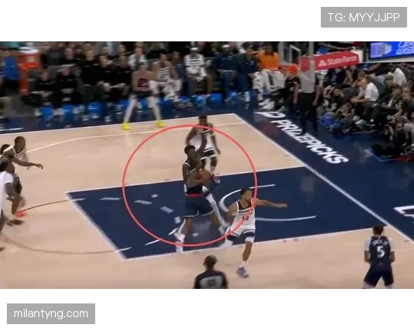 伦纳德减少单打转无球制造错位提升关键回合效率